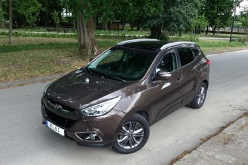 .. Panorama .. Klimatronik .. Ledy .. Navi .. Kamera .. Bi-Xenon ..