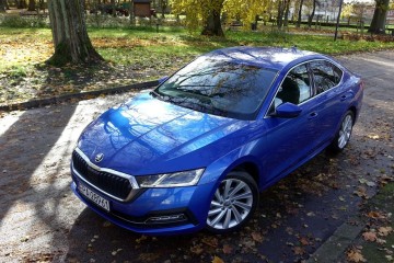 . 150 PS .. VAT 23% .. Kamera .. Tempomat .. Salonowy .. Bezwypadkowy