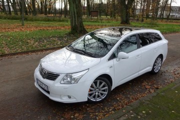 . Xenon Skrętny .. Panorama DACH .. Kamera .. Navi .. Tempomat Aktywny